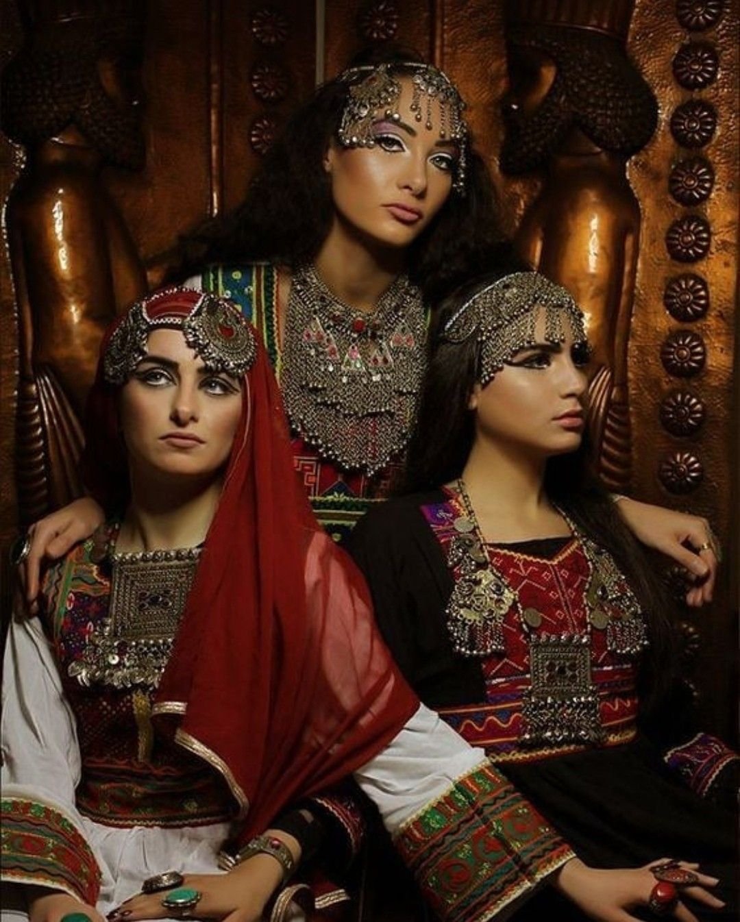 Национальный Афганский наряд женский