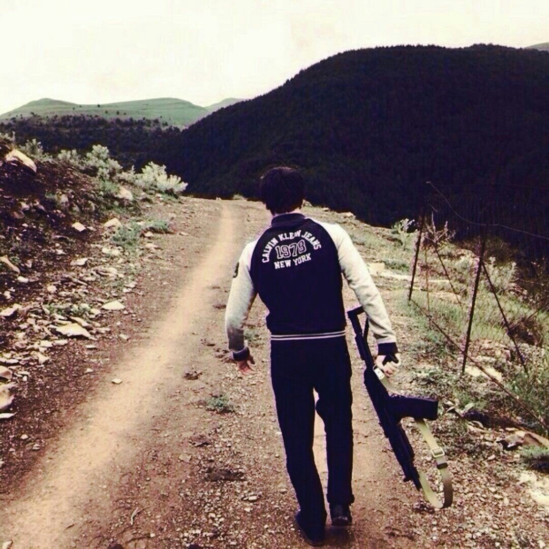 Бродяга парень