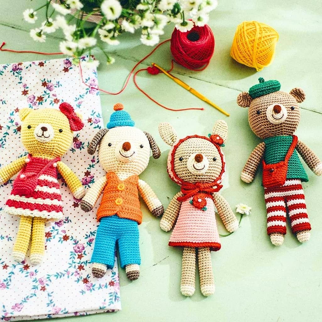 Интересные вязаные игрушки