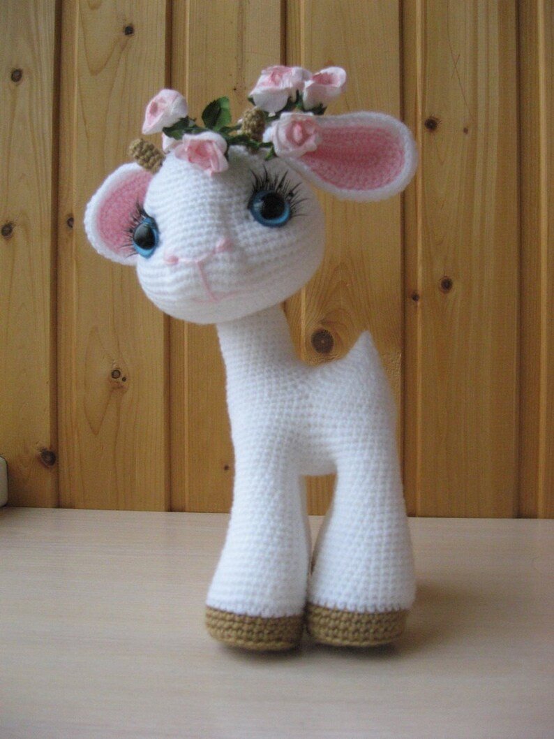 Игрушки вязаные козлята