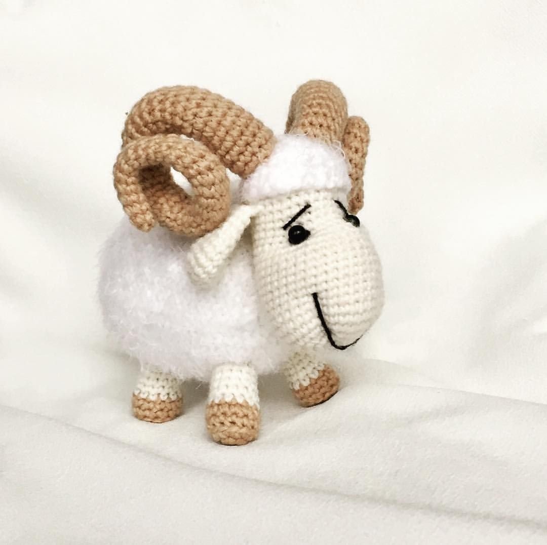 Овечка амигуруми