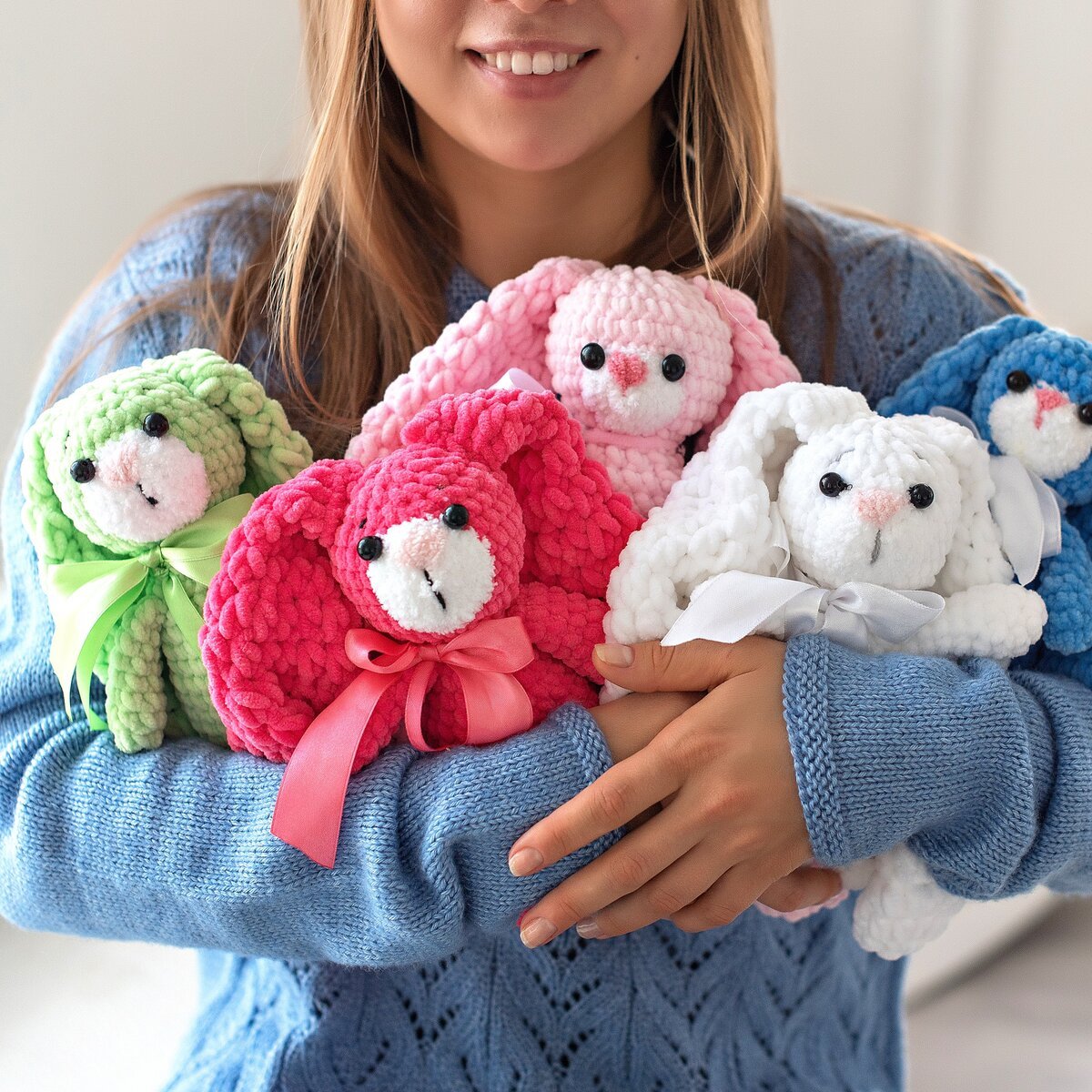 Мягкие игрушки из плюшевой пряжи