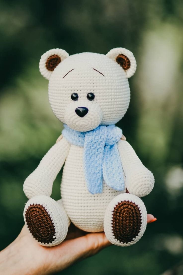 Большой мишка амигуруми