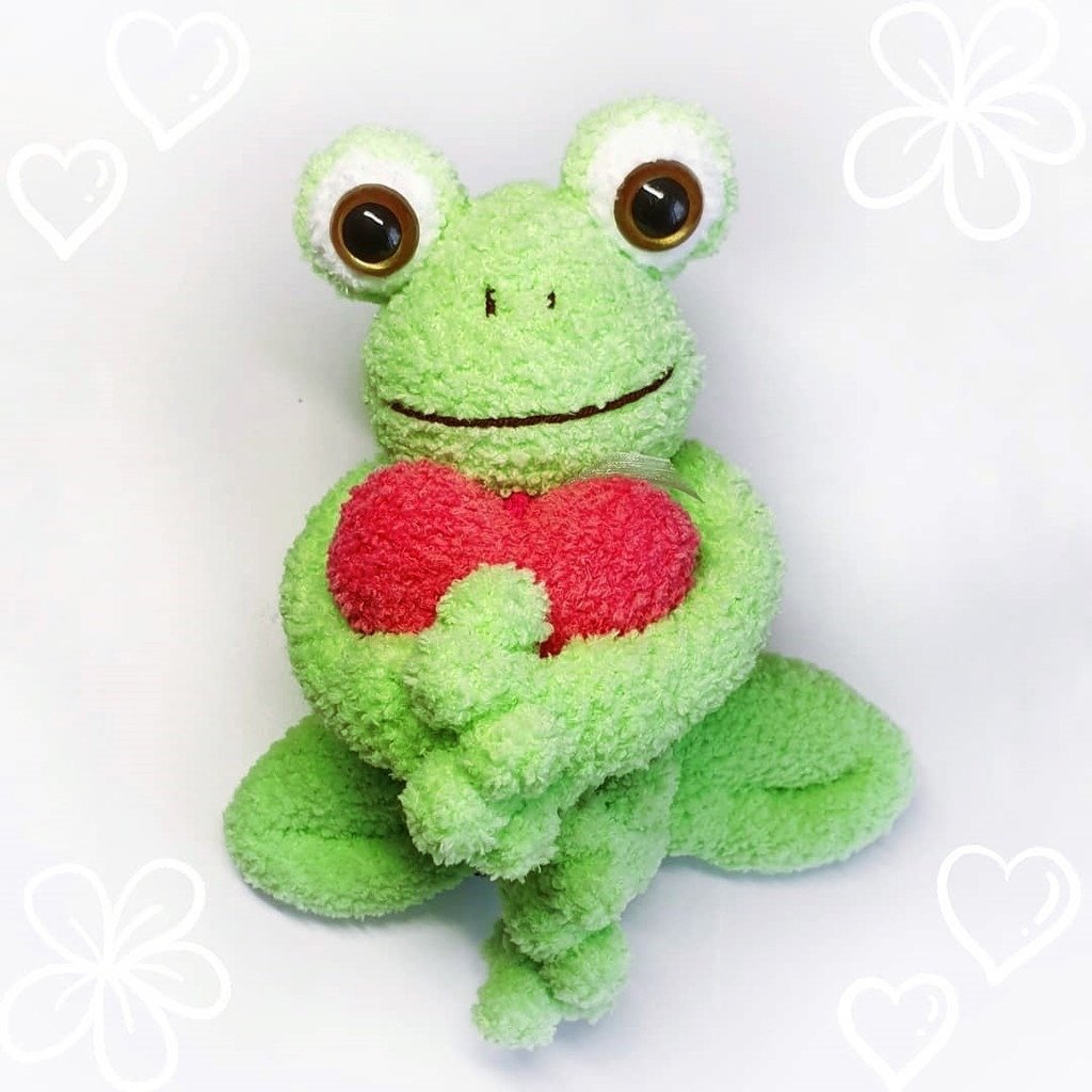 Вязаная лягушка крючком