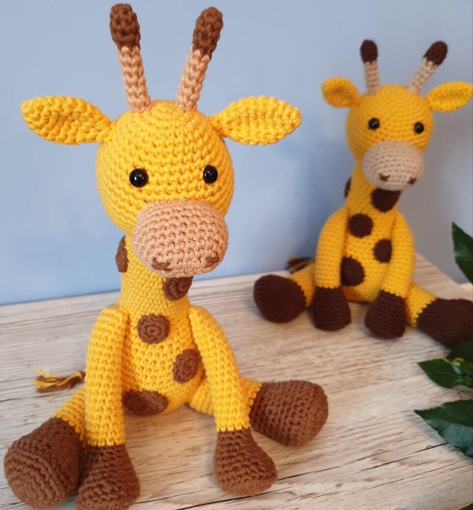 Жираф амигуруми