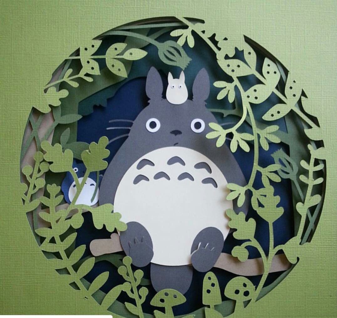 Многослойная аппликация из бумаги