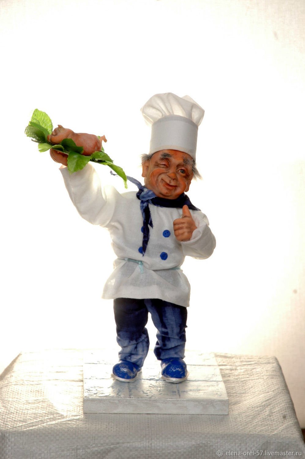 Сувенирная кукла повар