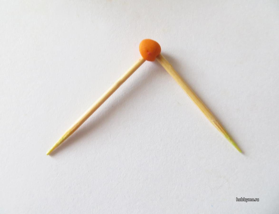 Поделки из зубочисток и пластилина