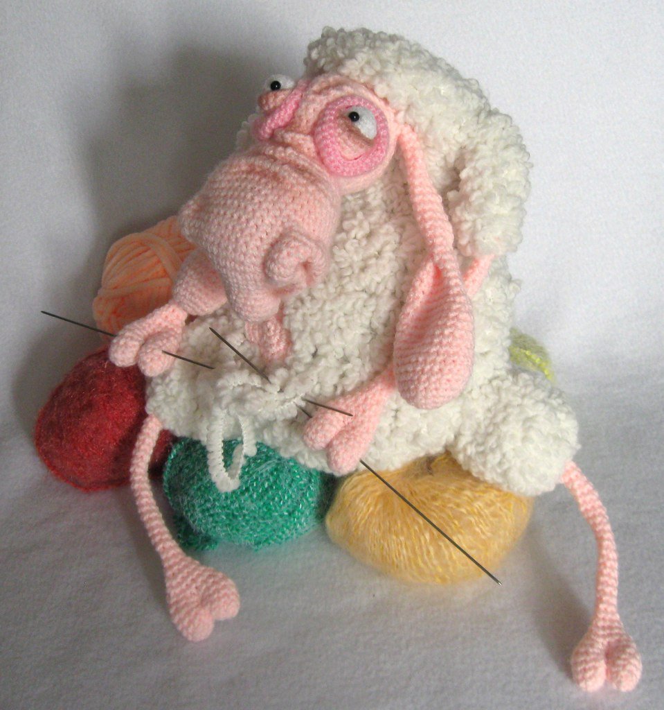 Прикольные вязаные игрушки