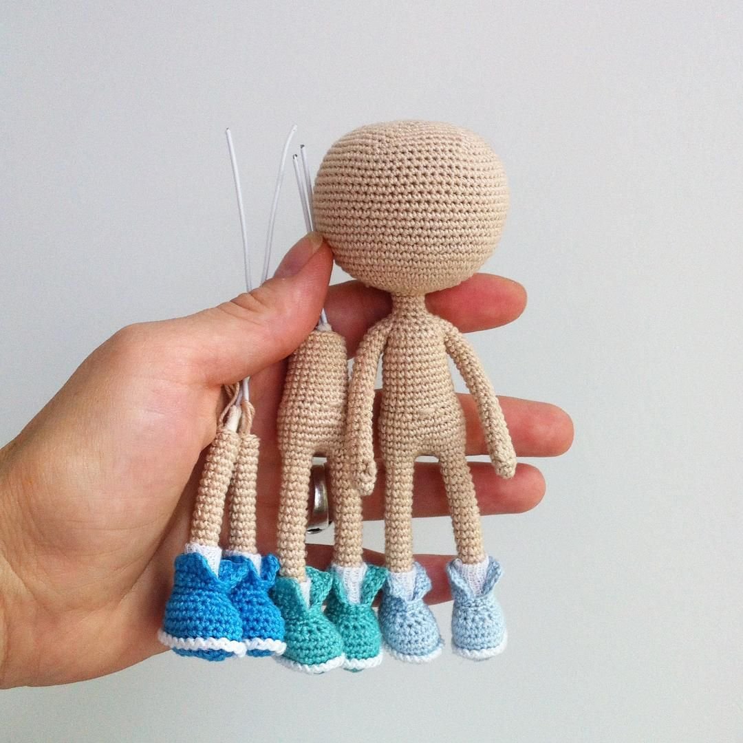 Необычные вязаные куклы