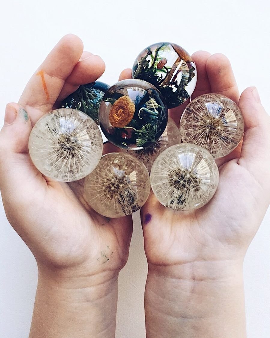 Шарики из эпоксидной смолы