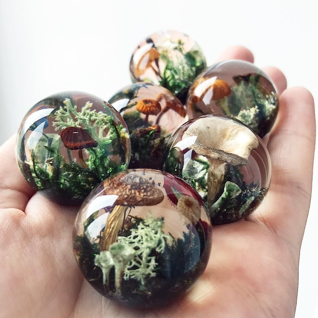 Шарики из эпоксидной смолы