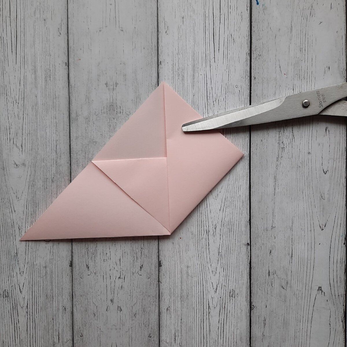 Уголок оригами для учебников