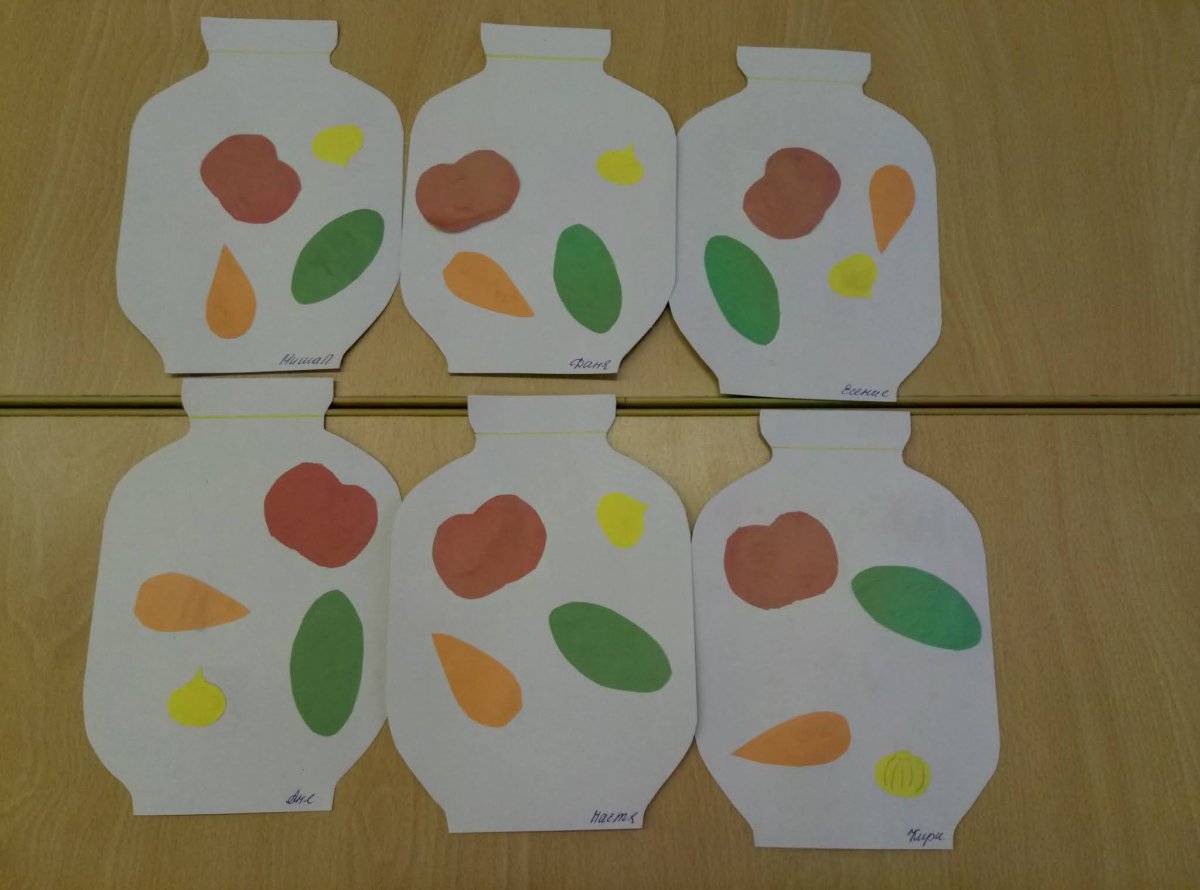 Аппликация в младшей группе