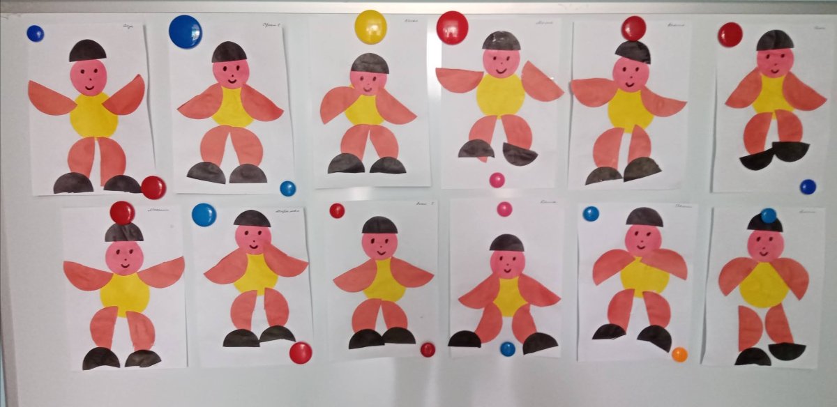 Аппликация в страоей группе