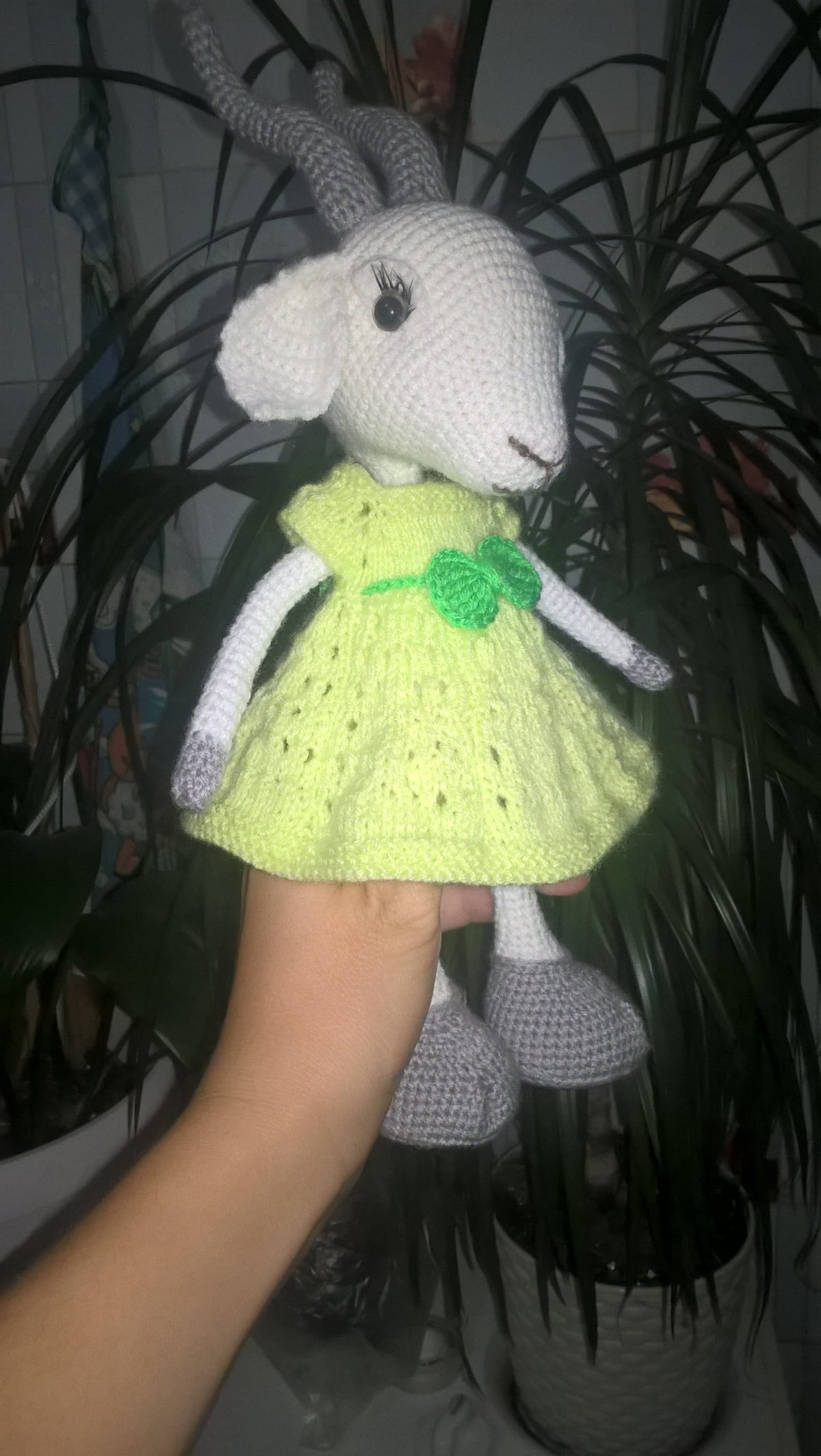 Вязаная козочка амигуруми