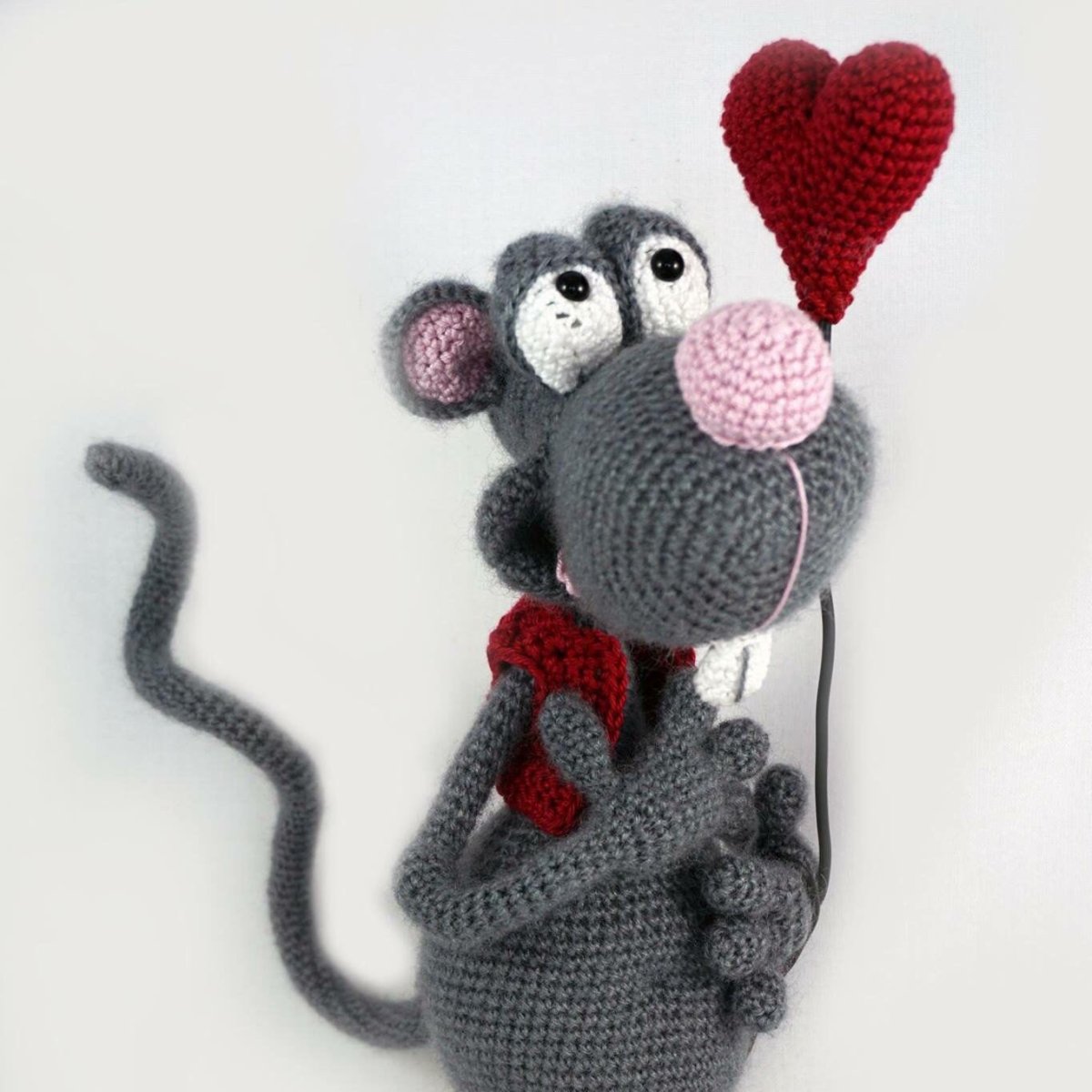 Связать крысу амигуруми