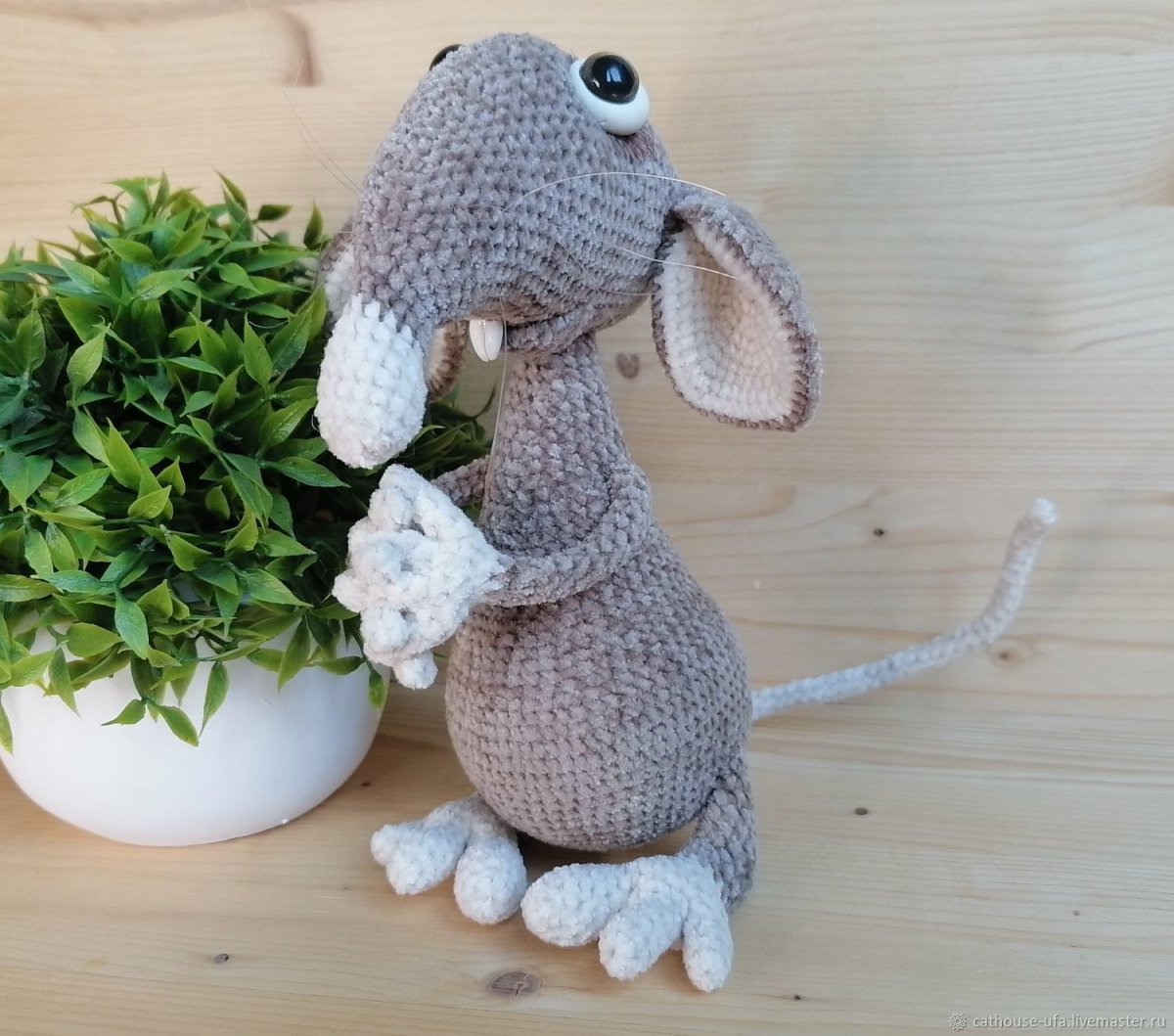 Вязаная крыса