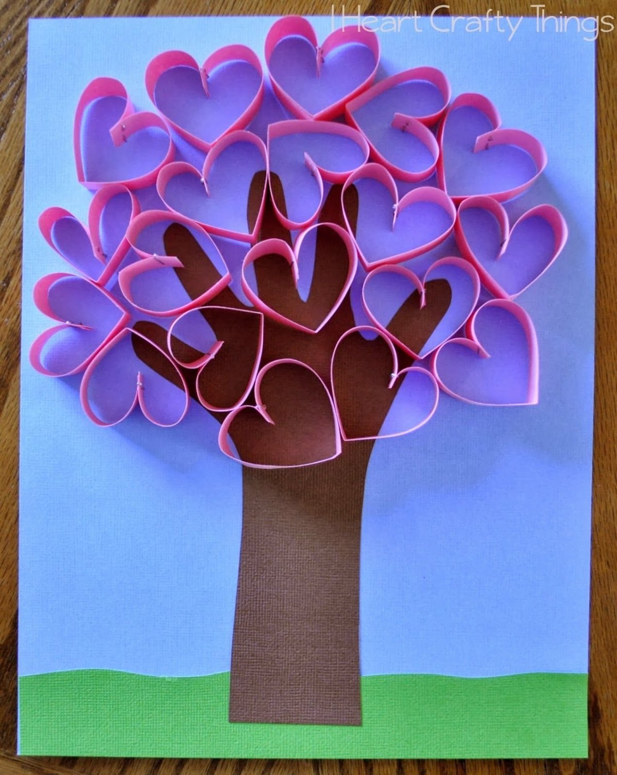 Объёмная аппликация из бумаги