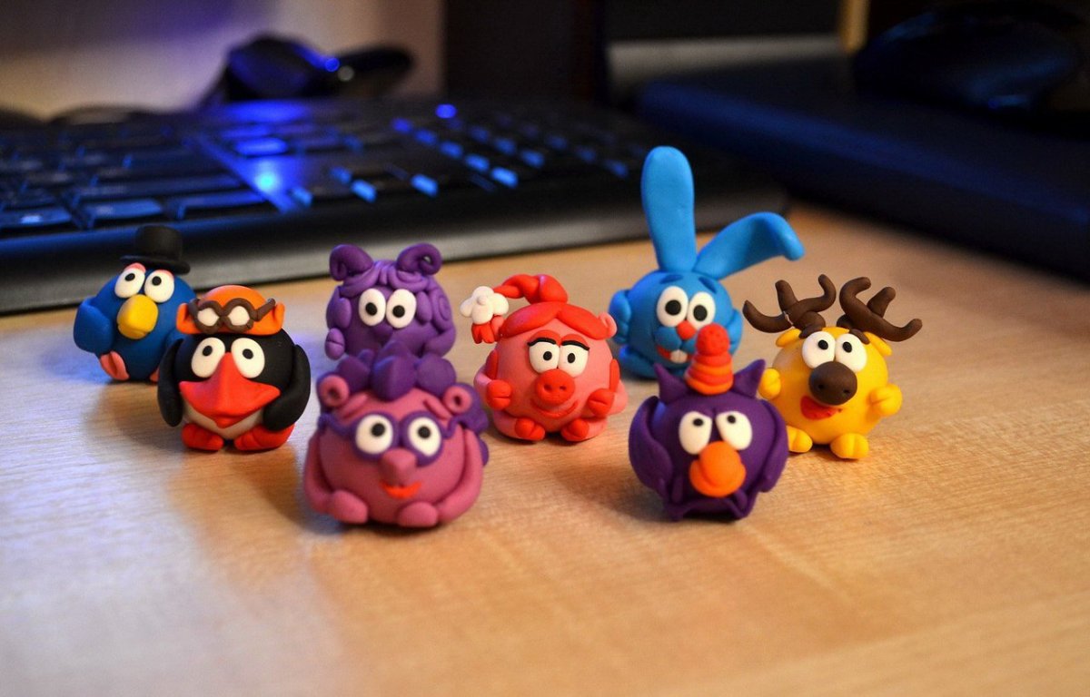 Смешарики Крош из пластилина