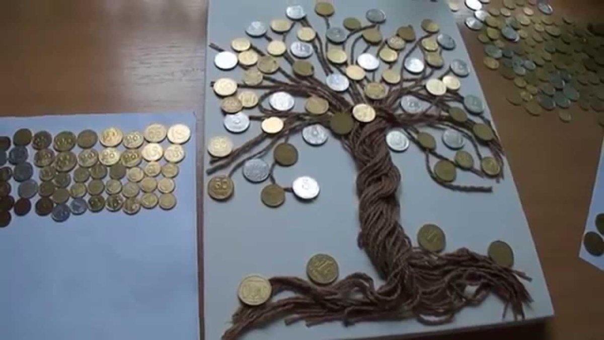 Денежное дерево поделка из монет