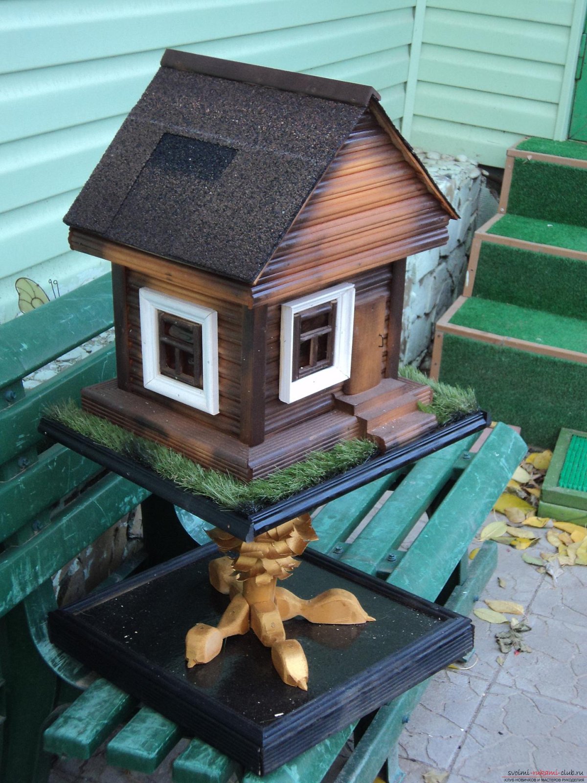 Деревянный домик поделка