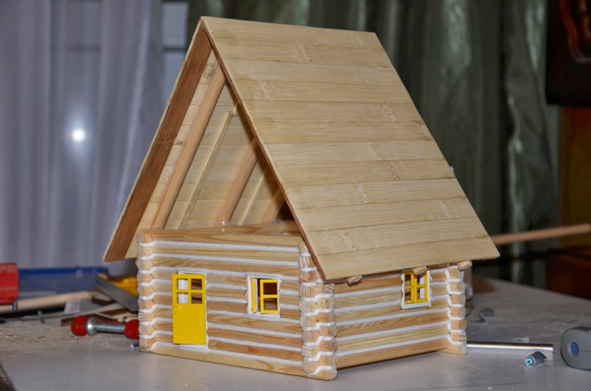 Деревянный домик своими руками поделка