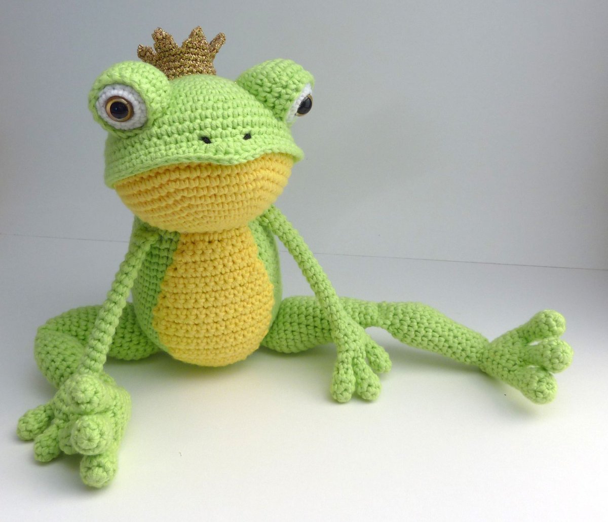 Лягушка Фриц амигуруми