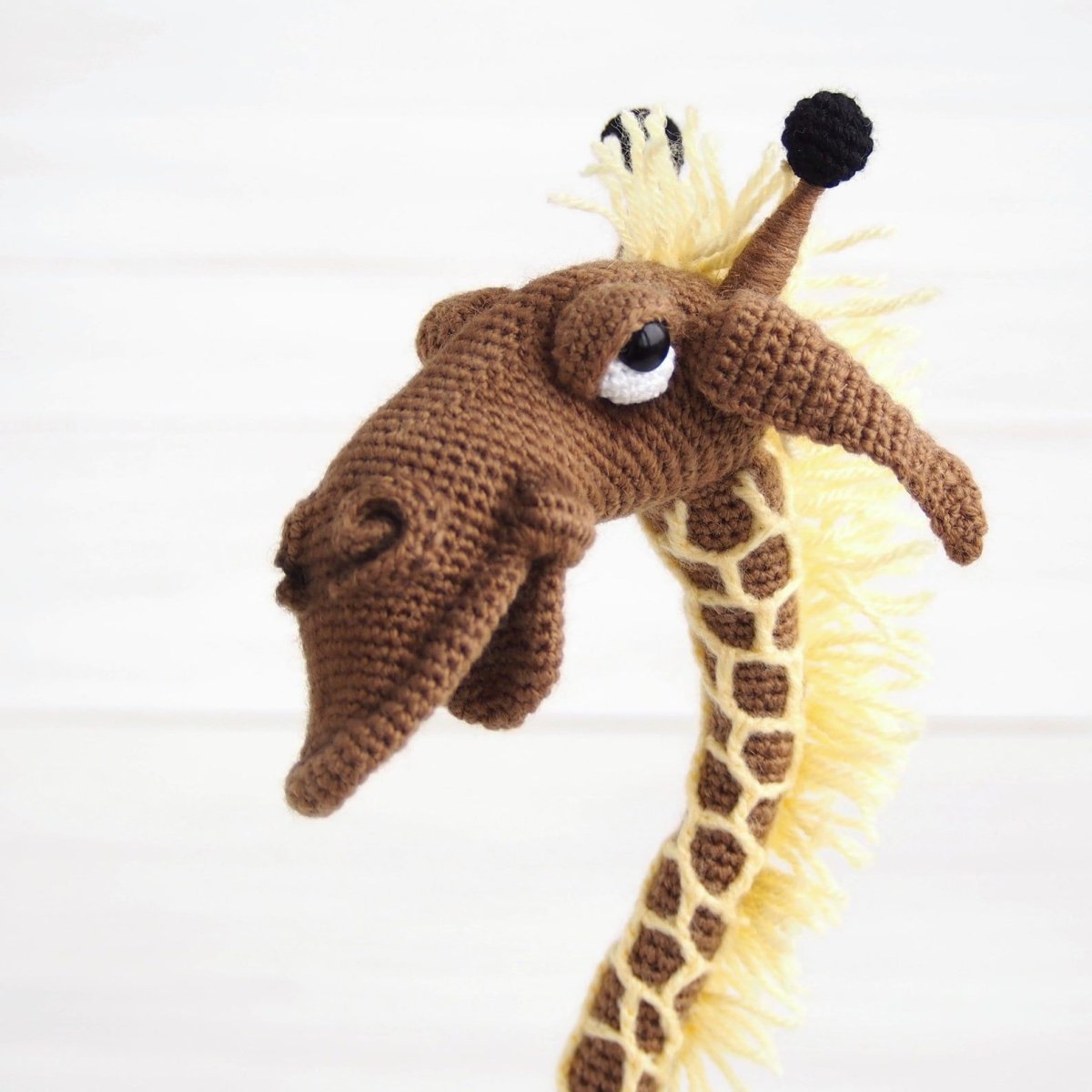Вязаный Жираф крючком