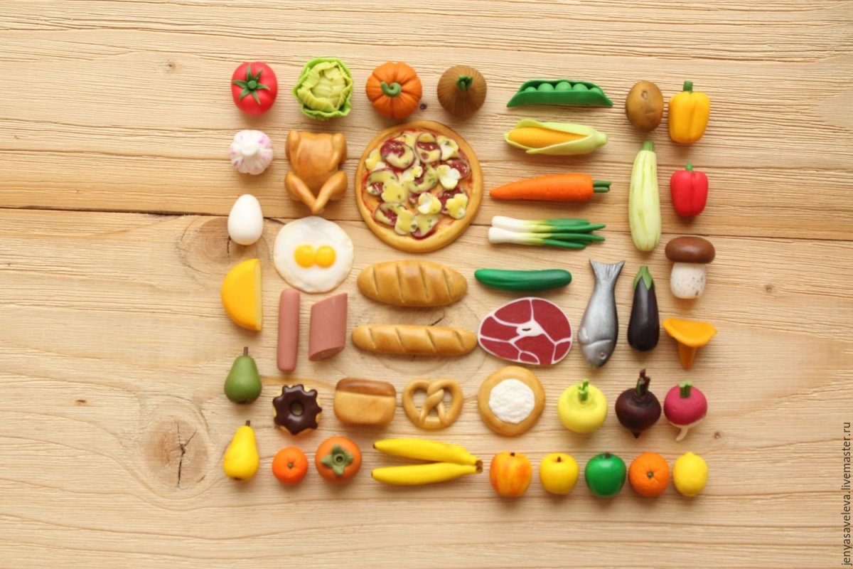 Еда из пластилина