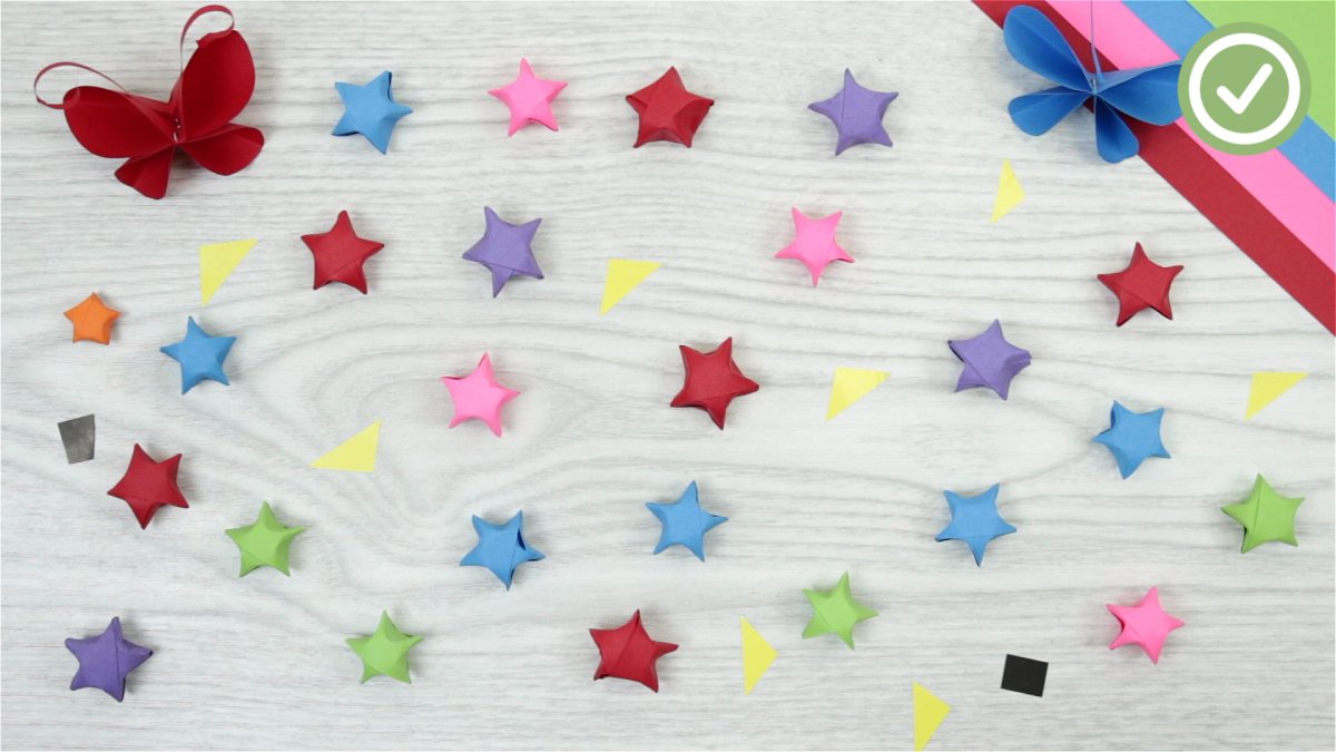 Маленькие звездочки из бумаги