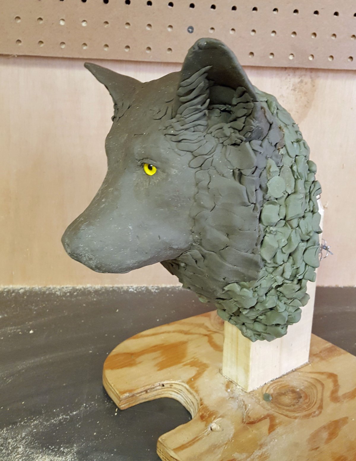 Волк поделка своими руками