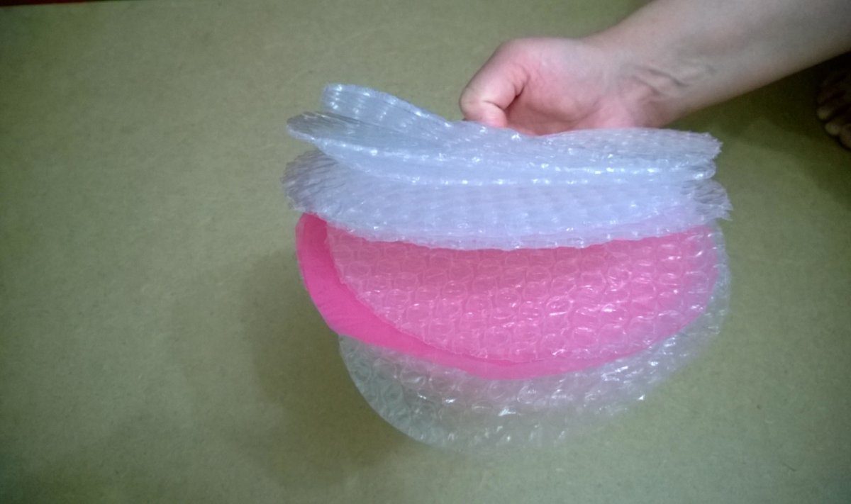 Поделки из пупырчатой пленки