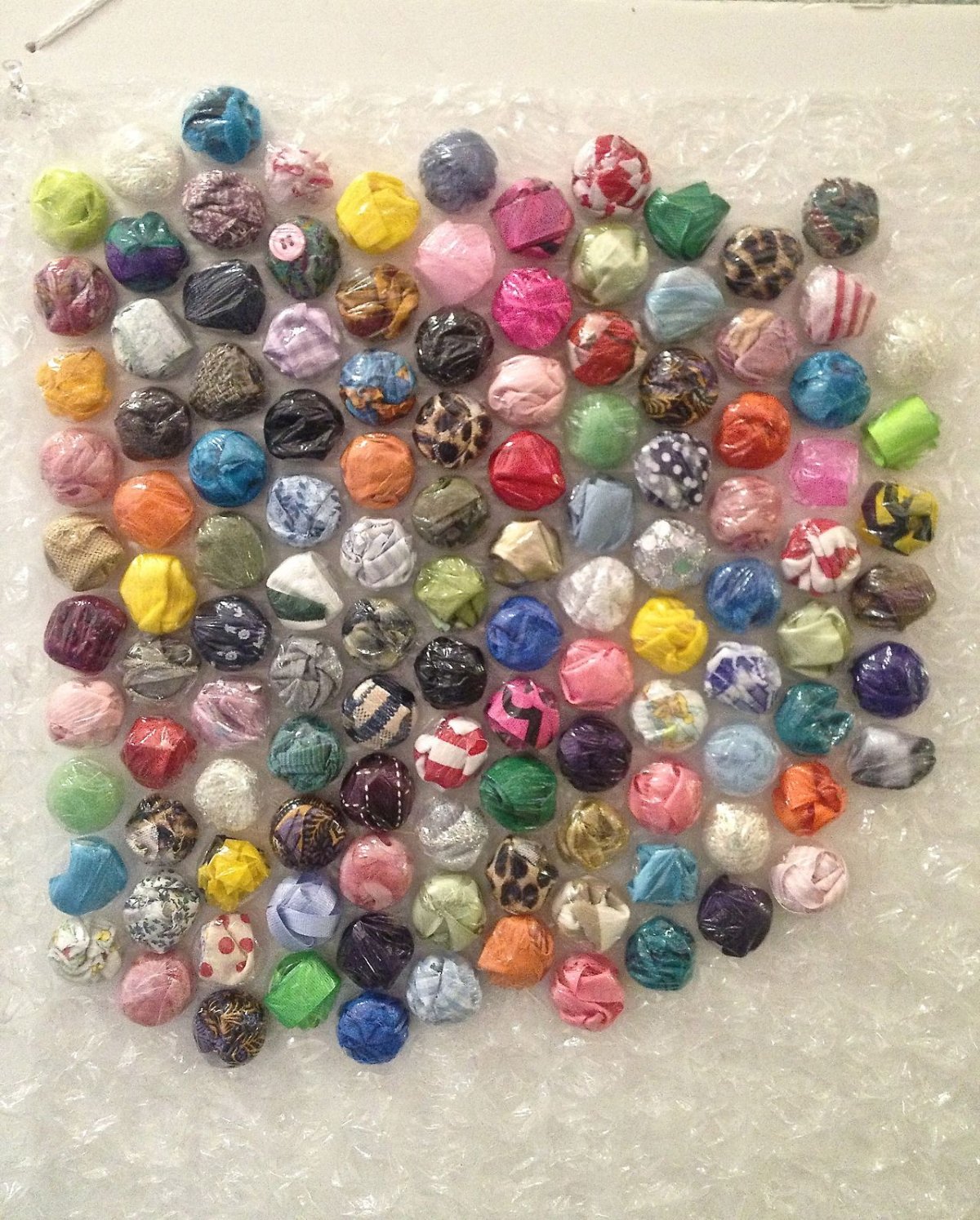 Поделки из пупырчатой пленки