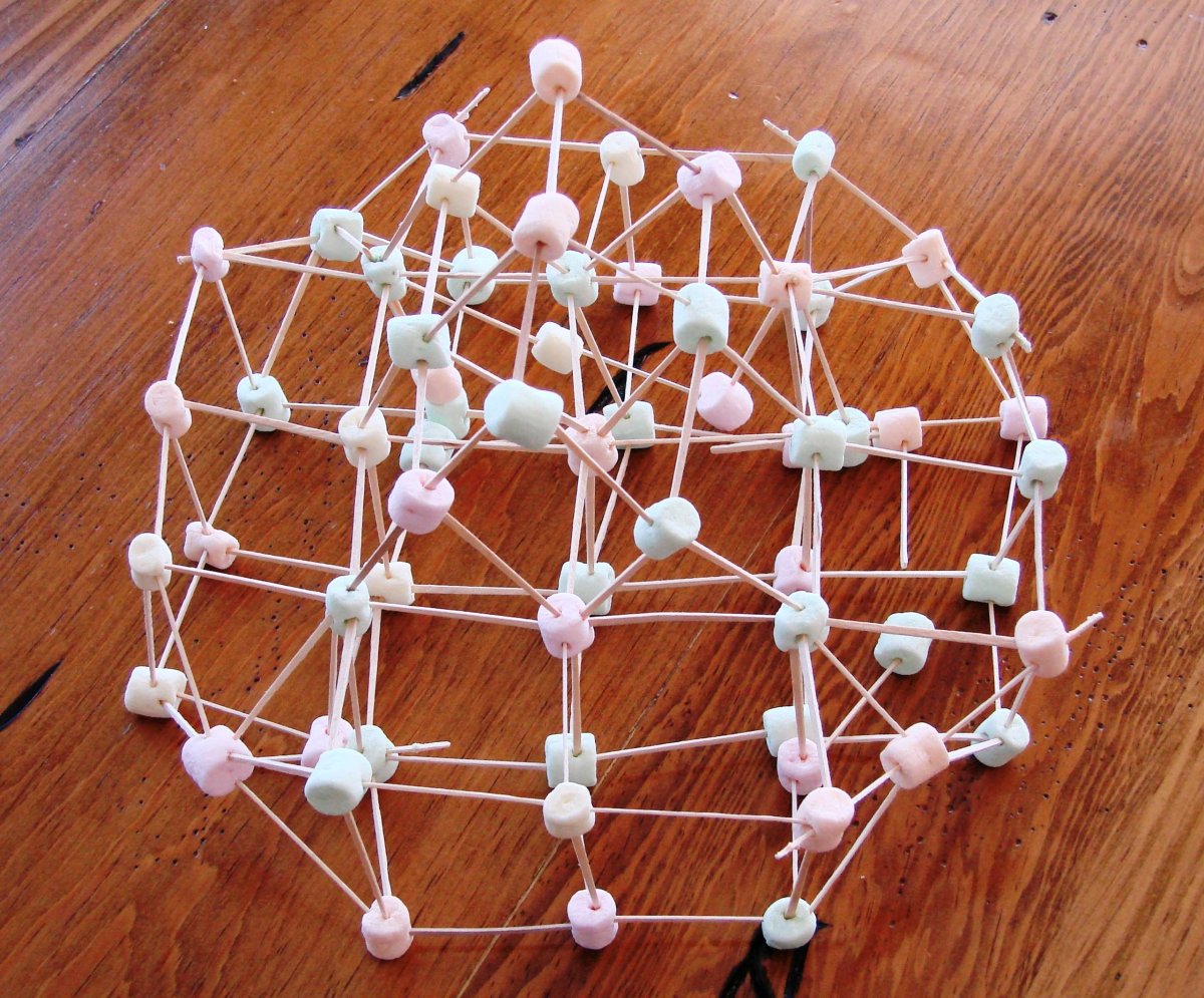 Поделки из зубочисток и пластилина