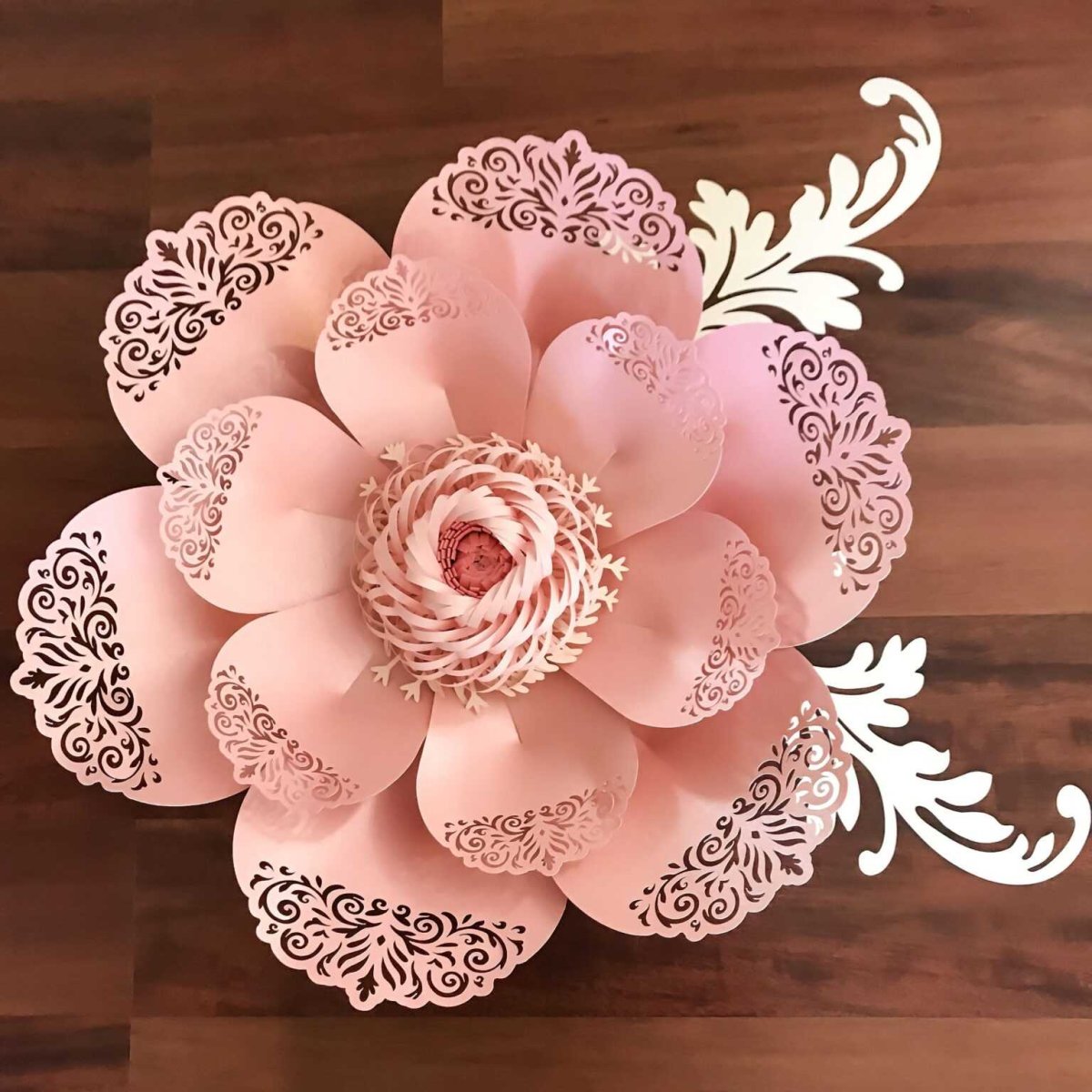 Свети из бумаги