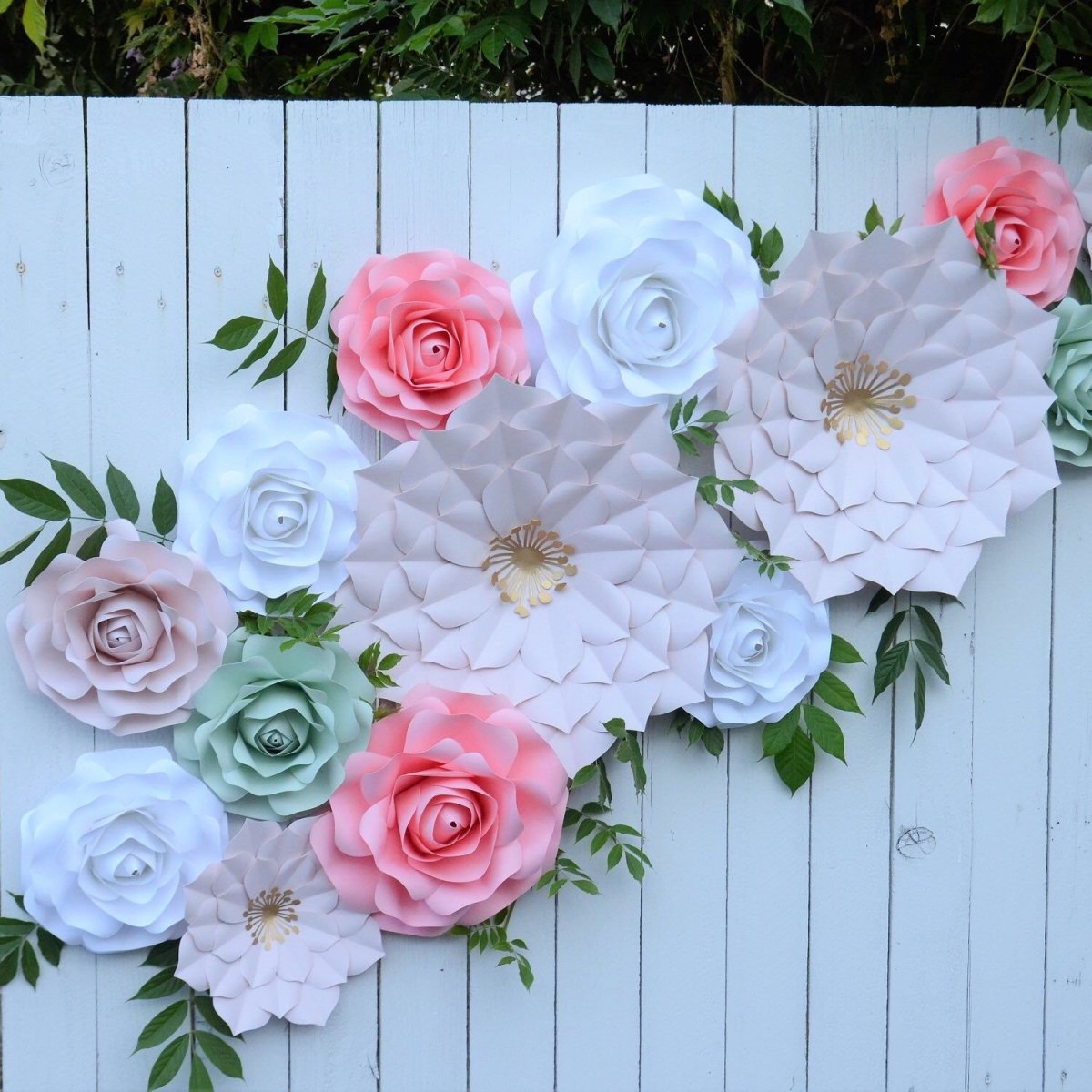 Бумажные цветы для декора