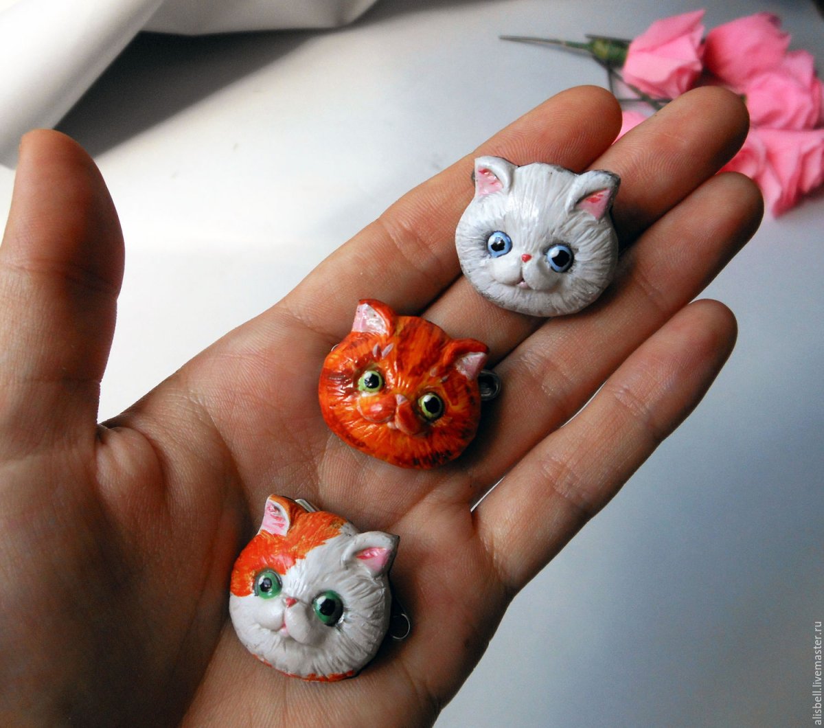 Кошечка из полимерной глины