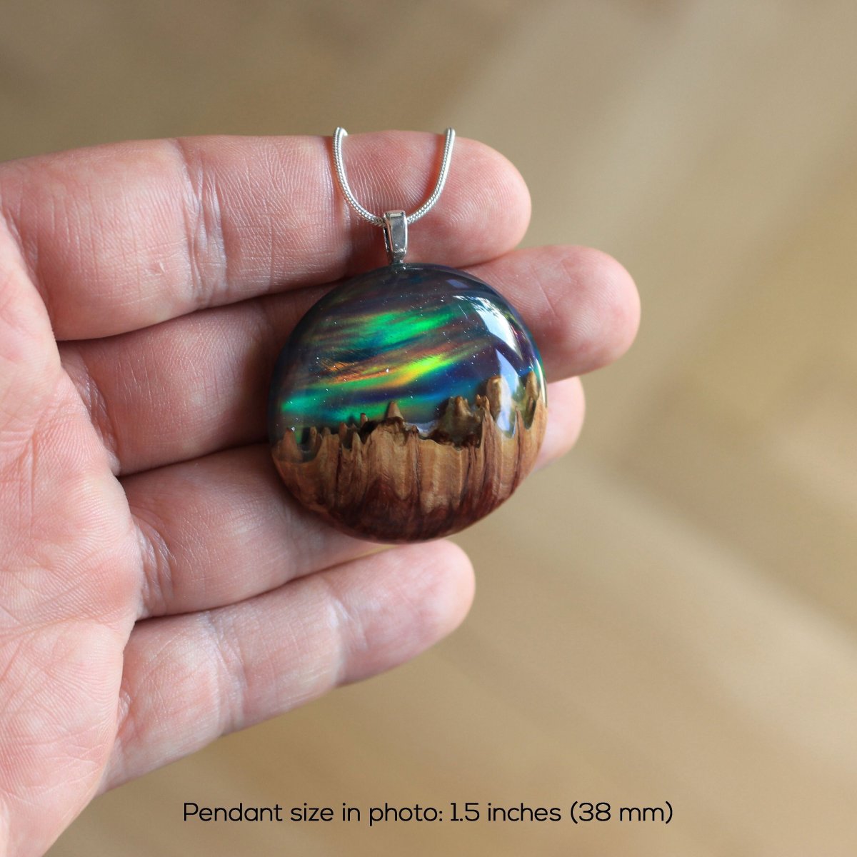 Ювелирные украшения из эпоксидной смолы