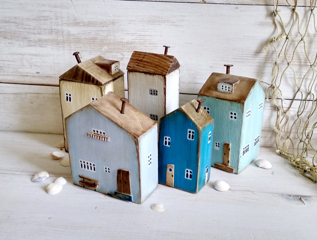 Деревянные домики для декора