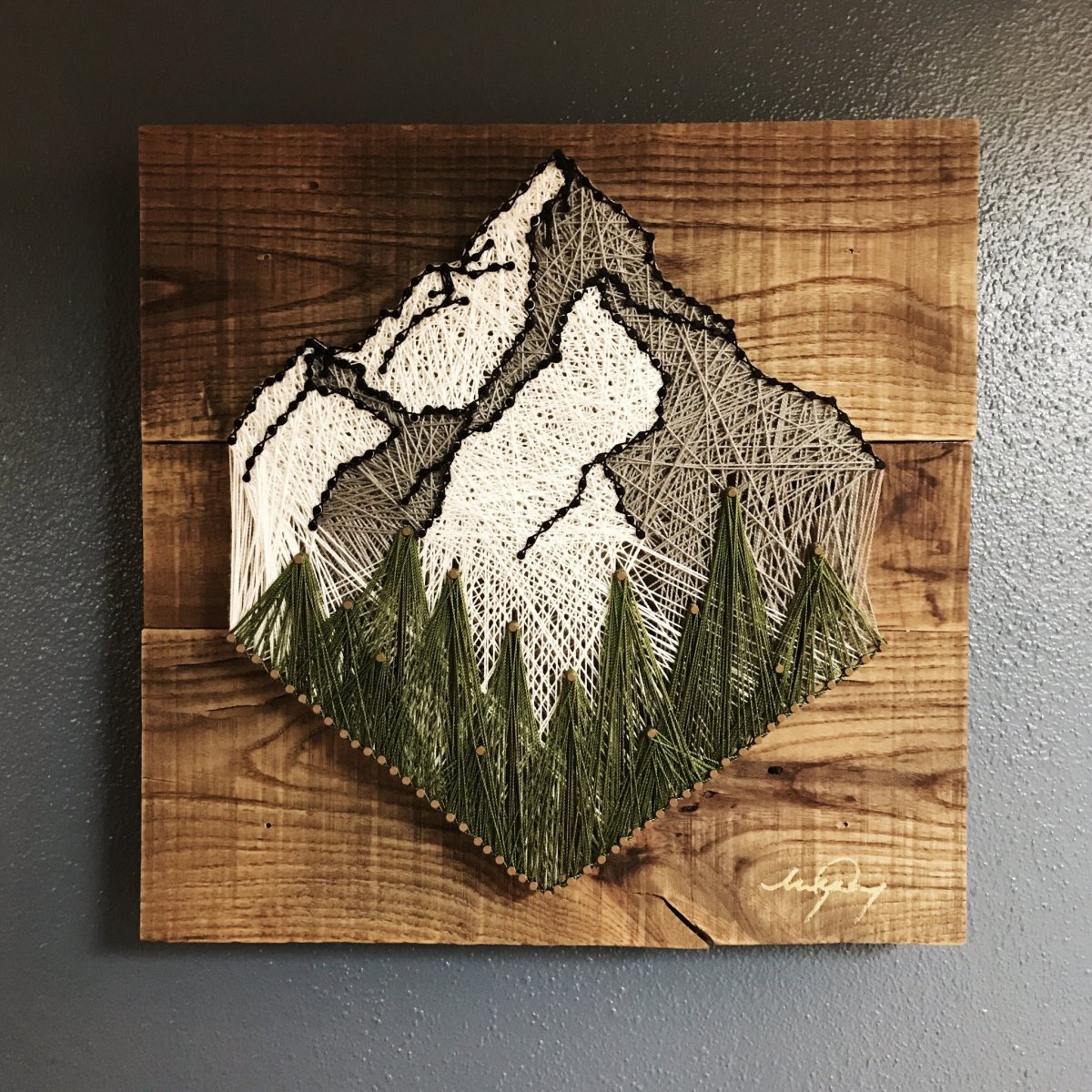 Панно из гвоздей