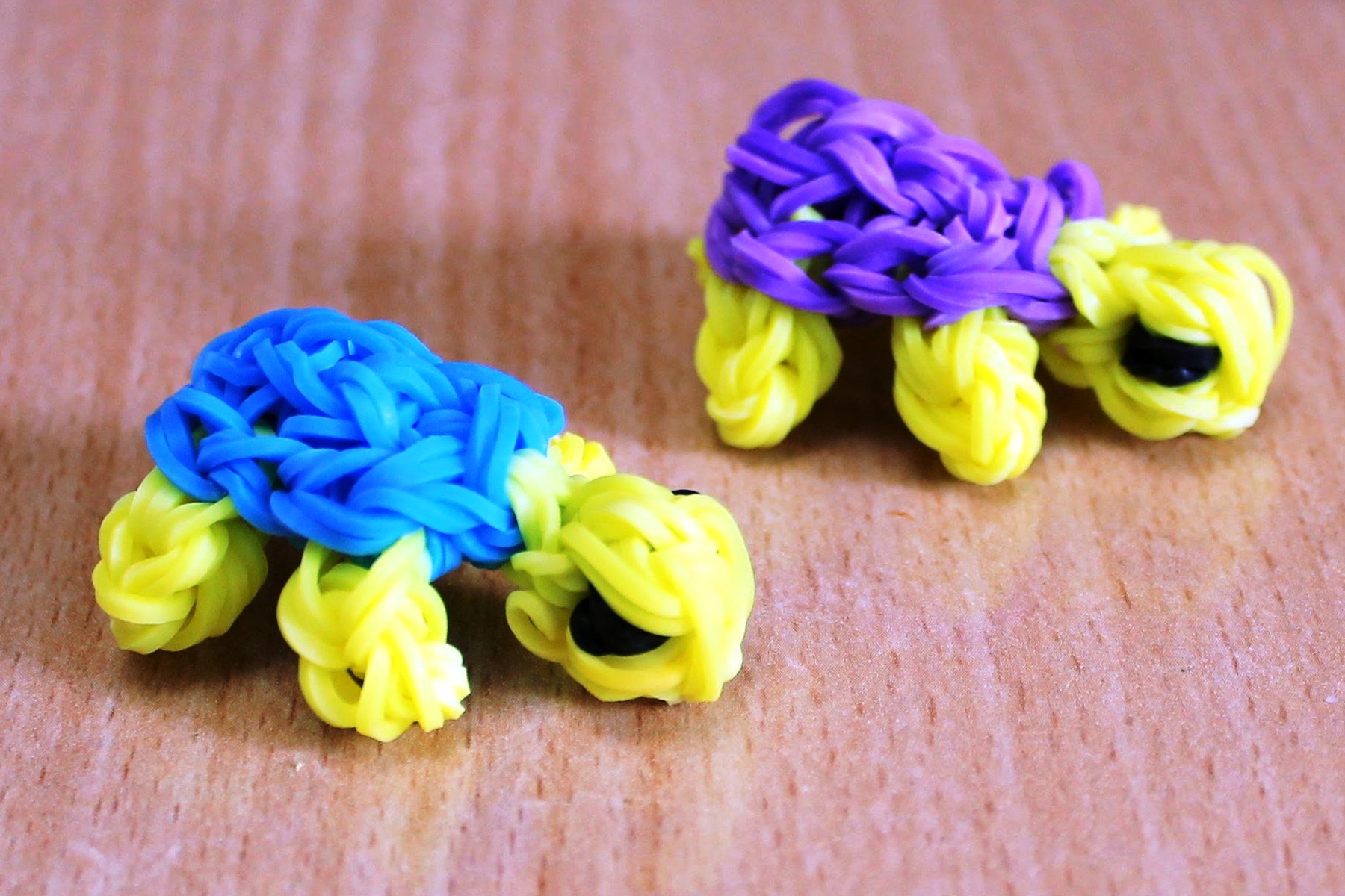 МОРОЖЕНОЕ из резинок на рогатке. Брелок из резинок | Ice Cream Rainbow Loom Bands