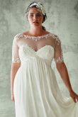 Свадебное платье для полных невест с рукавами