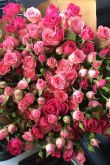 Букет цветов из кустовых роз