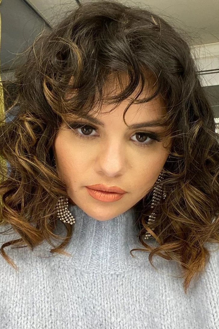 Каре с осветленными передними прядями