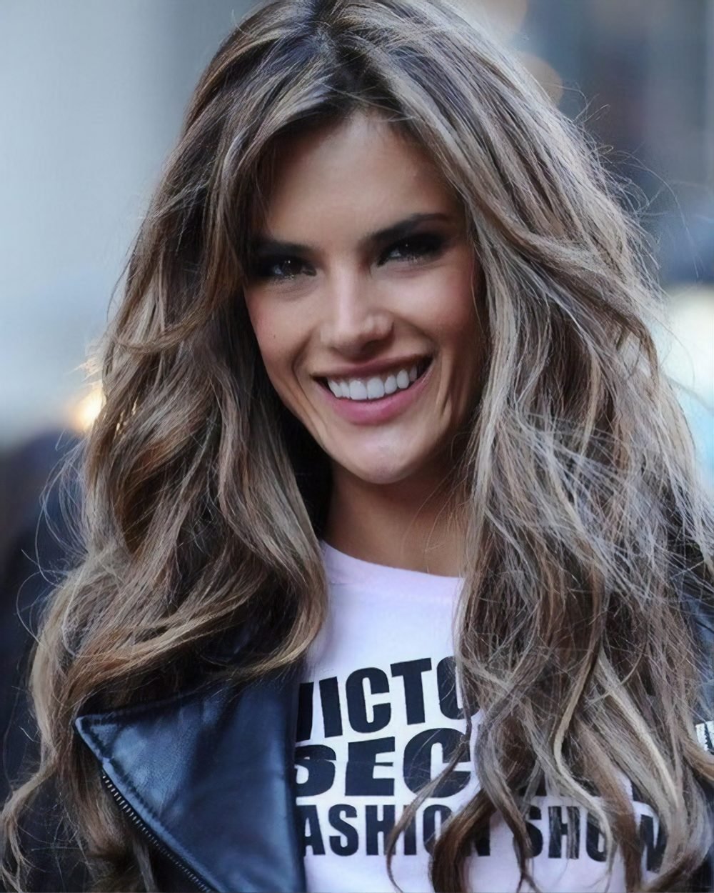 Цветные пряди на волосах