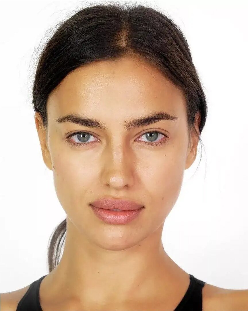 Ирина Шейк анфас