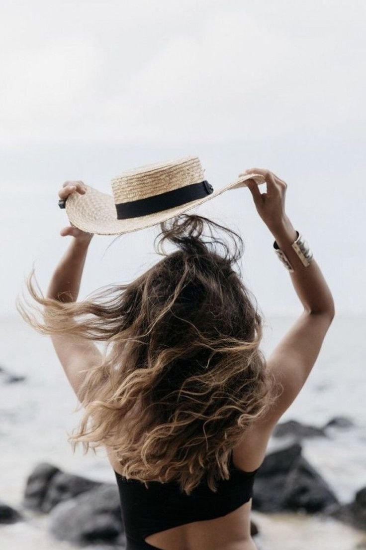 Женщина со спины