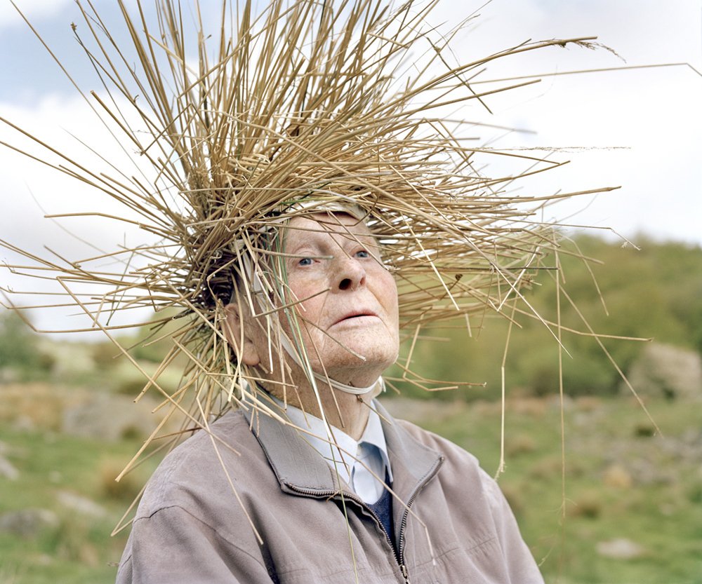 Прическа солома на голове