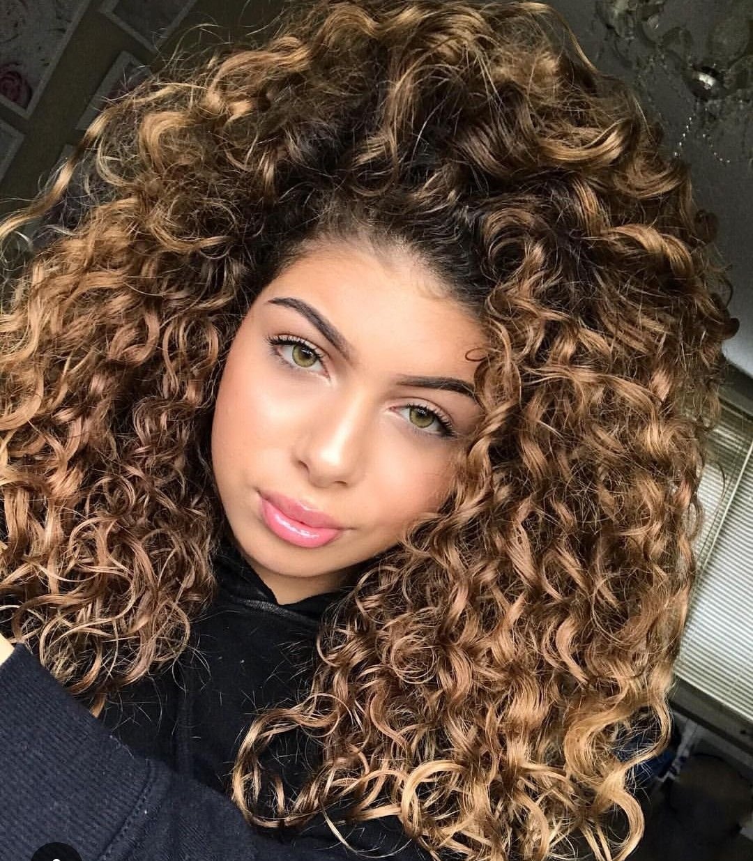 Афролоконы биозавивка